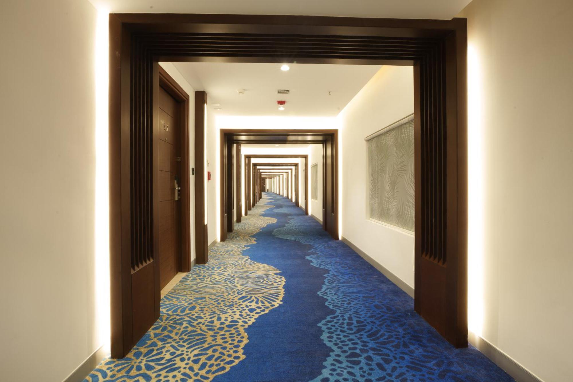 Pharos Hotels Chennai Extérieur photo