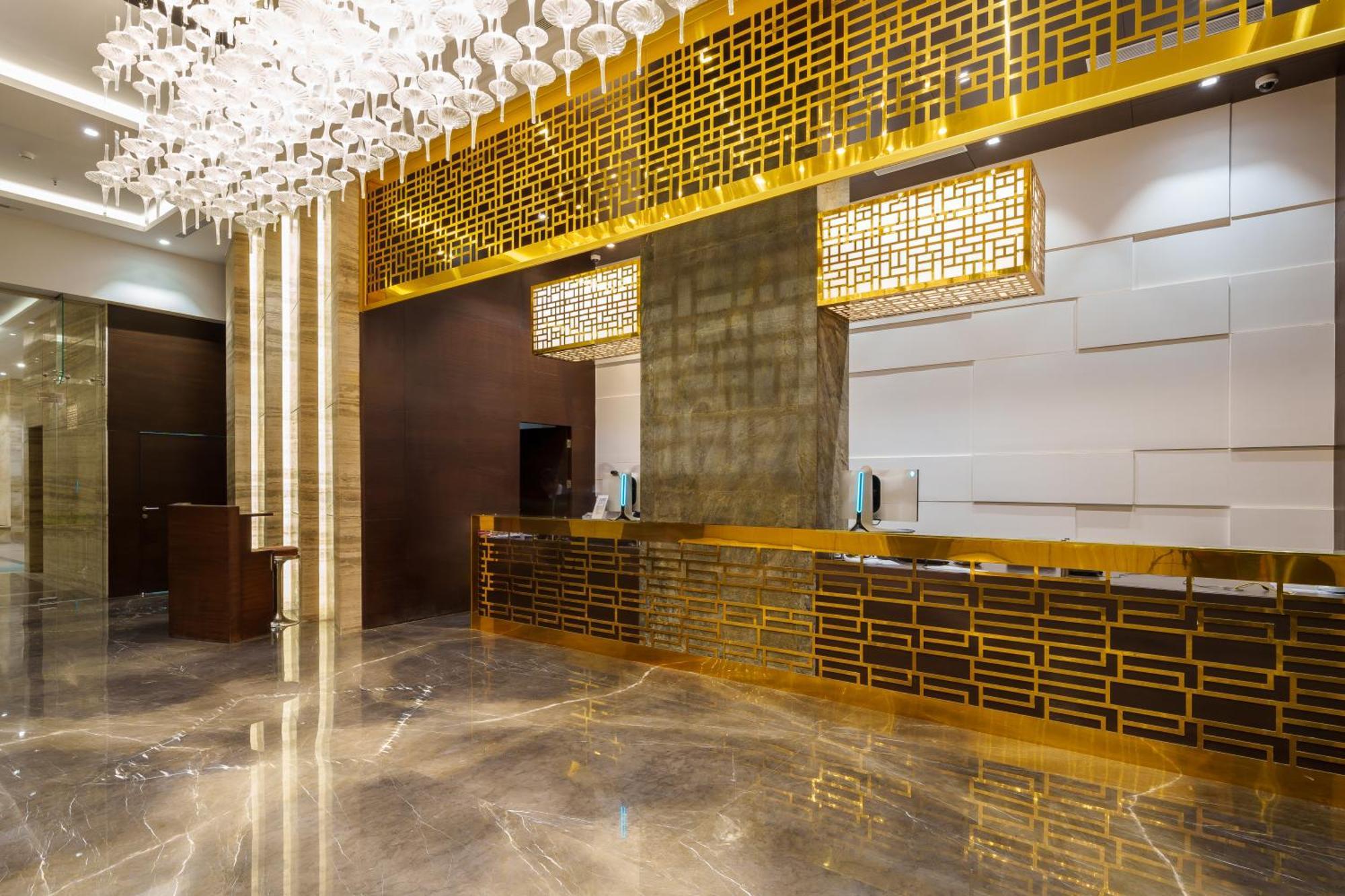 Pharos Hotels Chennai Extérieur photo
